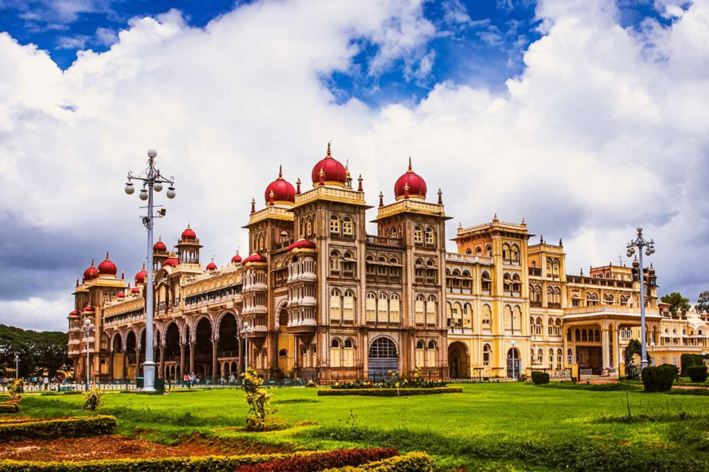 Bangalore Mysore Coorg Ooty Tour Package