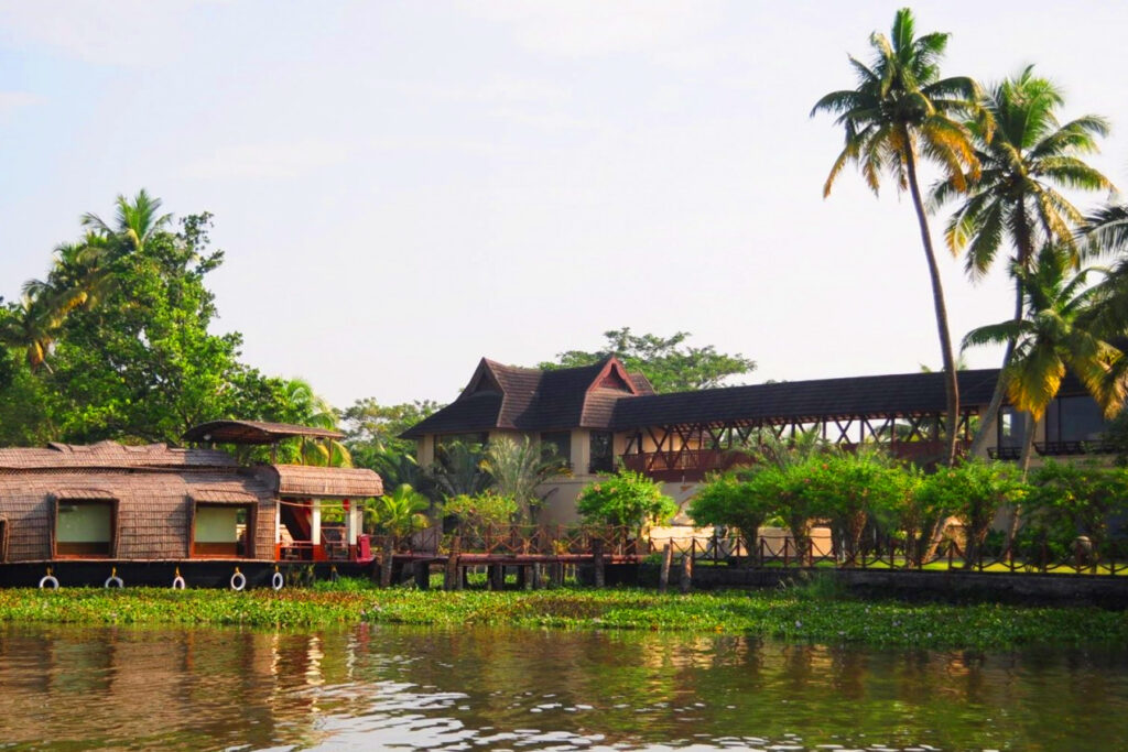 Best Kerala 6 Days Holiday – Cochin to Kumarakom